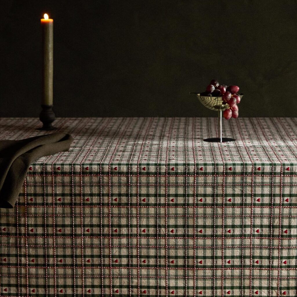 Mesa Comedor Navidad - Tendencias en Decoración Navideña 2024 - Tendencias - Babart Studio Mesa Comedor Navidad